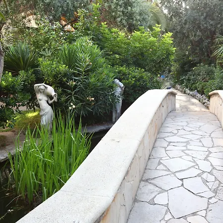 Ona Don Juan فندق 4*