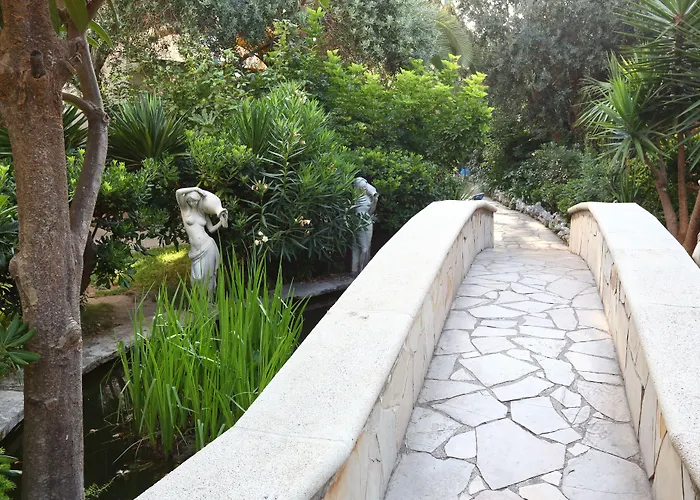 Ona Don Juan Hotell 4*